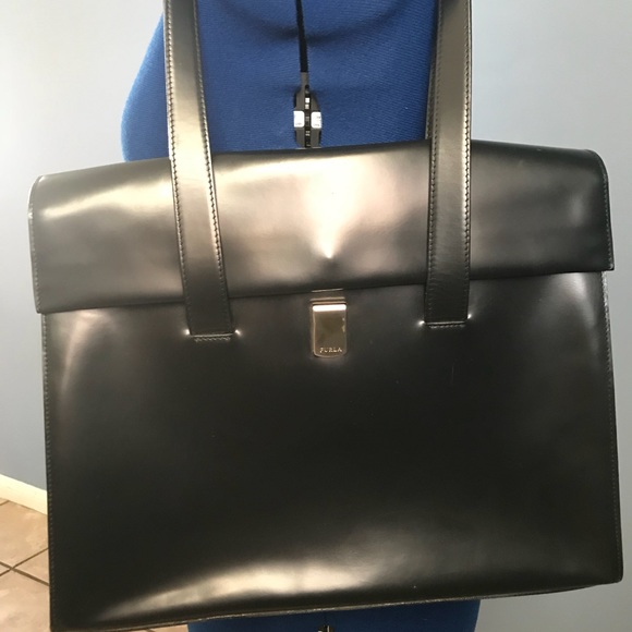 BNWT, Furla, Black Patent Leather, Purse 👜 - Picture 4 of 8